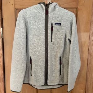 Patagonia Retro Pile Jacket. Size M.